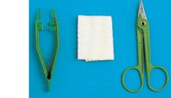 SET PER RIMOZIONE SUTURE CONFEZIONATO IN BLISTER RIGIDO, CONTENENTE FORBICE, PINZA E GARZA - Farmastop