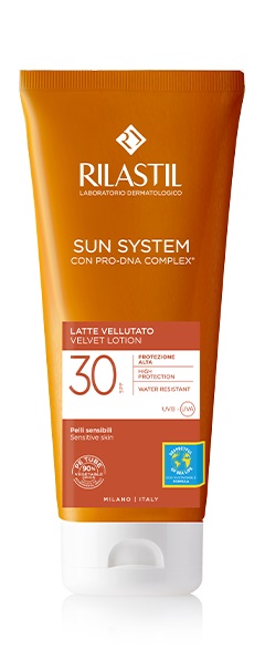 RILASTIL SUN SYSTEM PHOTO PROTECTION TERAPY LATTE VELLUTANTE SPF 30 200 ML - Farmastop